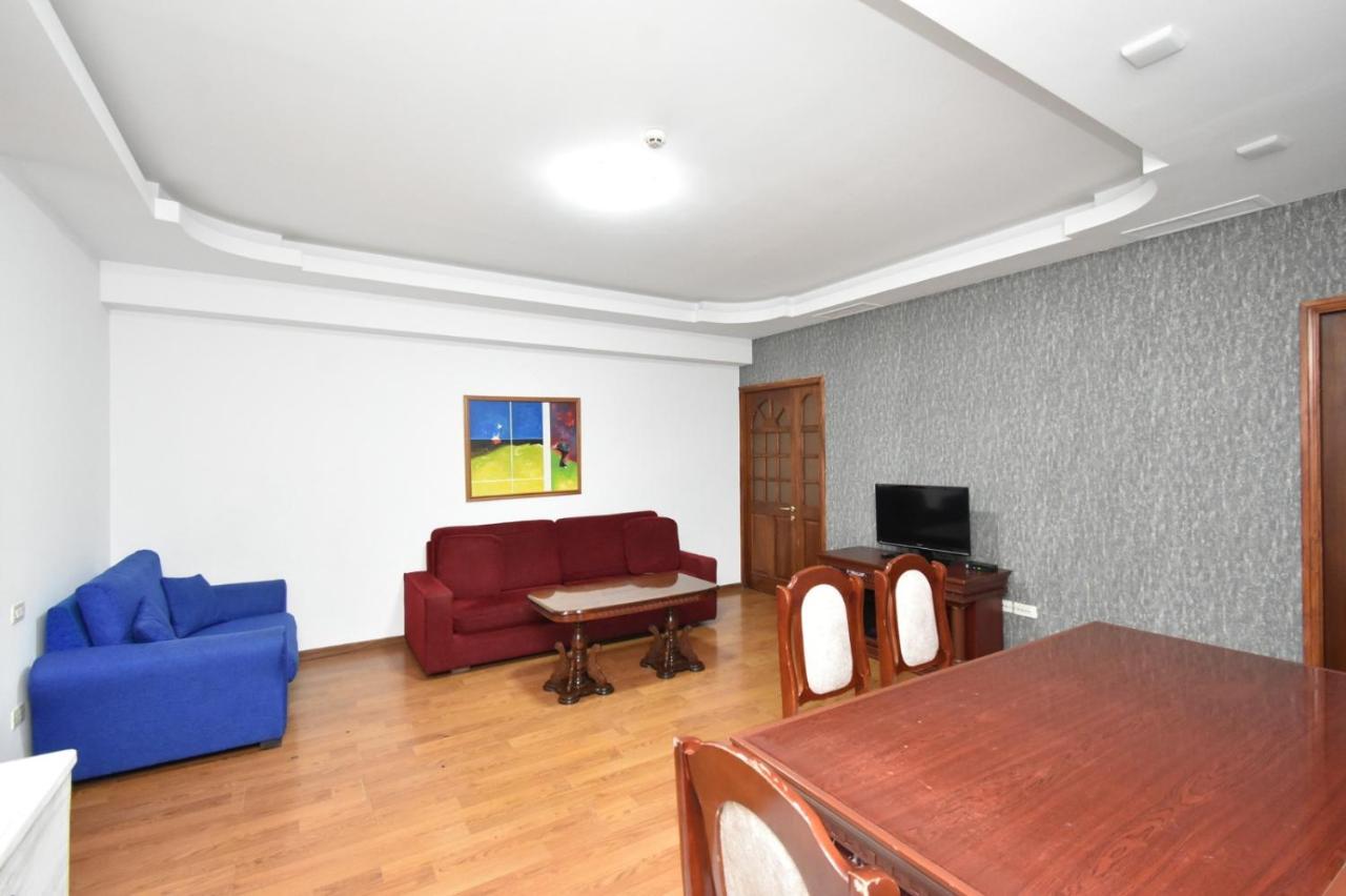 Armenak Apartments N20 Єреван Екстер'єр фото